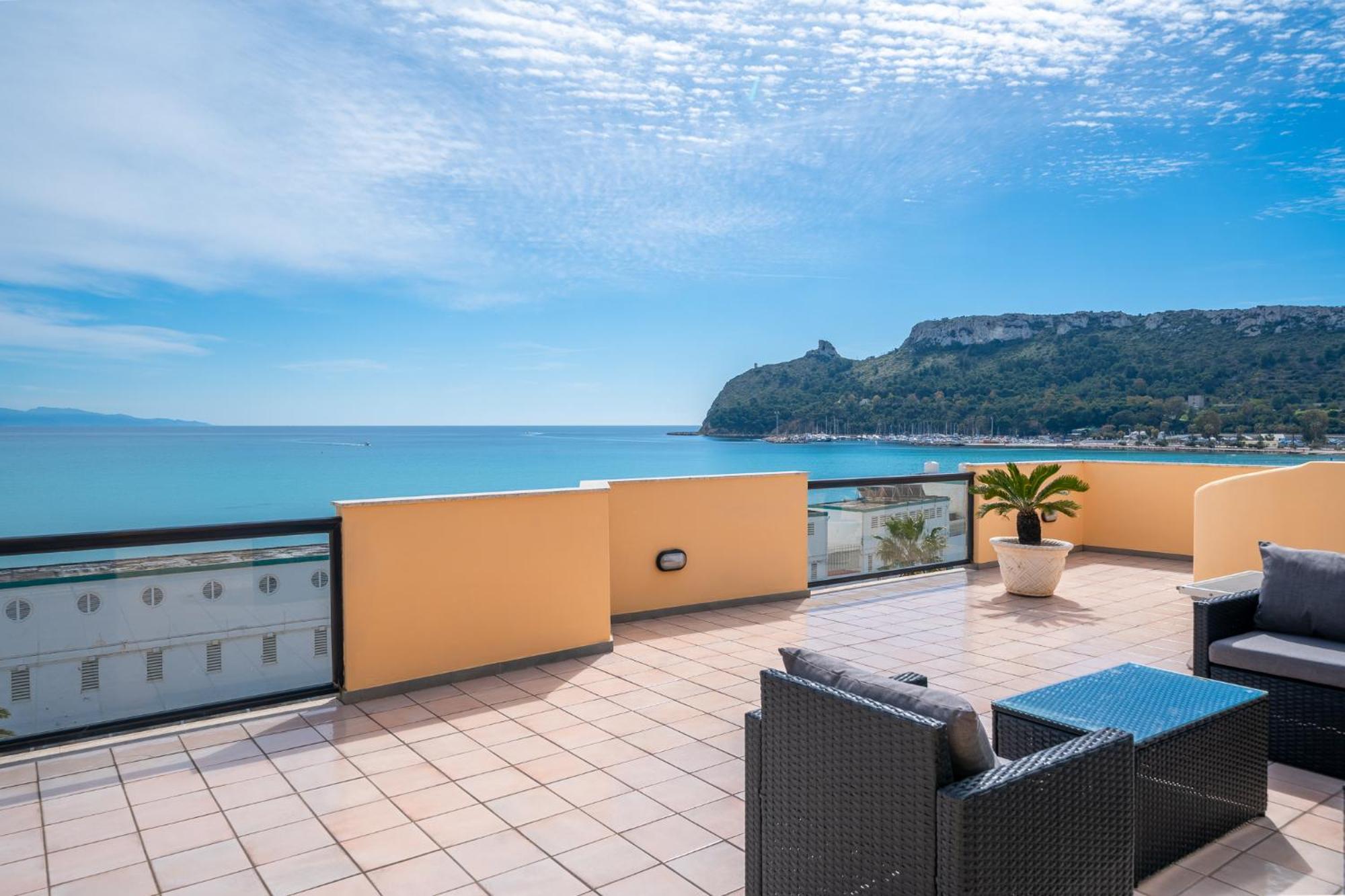 Attico Sul Poetto Appartement Cagliari Buitenkant foto